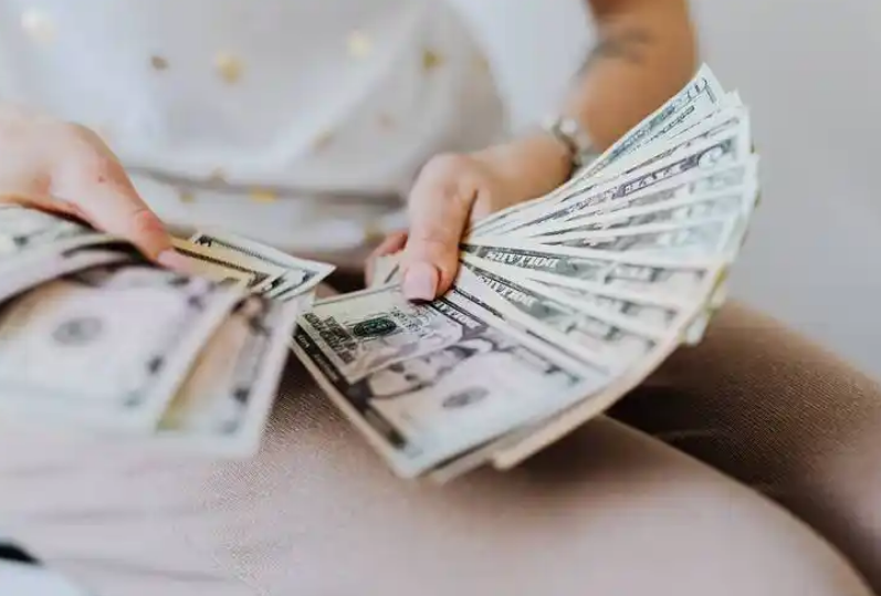 兰州永登车辆押车贷款代办，汽车抵押贷款平台，企业小额借钱